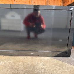 40 Inch Viore TV