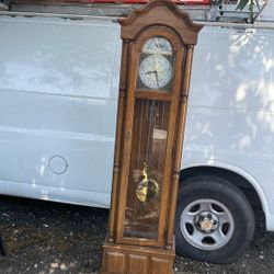 Grandfather Clock 