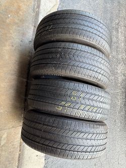 Set of 4 nice Bridgestone Turanza 225/55/18 ( We install & balance)