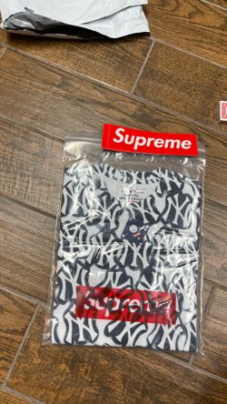 Supreme MLB New York Yankees Kanji Teams Tee for Sale in The Bronx, NY -  OfferUp