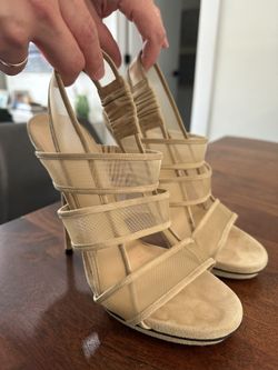 GUCCI Mesh and Suede Stiletto Pumps size 39