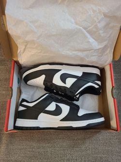 Panda dunks