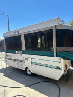 1996 Jayco Jay Series 12ft w/Awning Sleeps 5-6