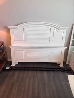 White Bed Frame – Full or Queen Size – $75 OBO