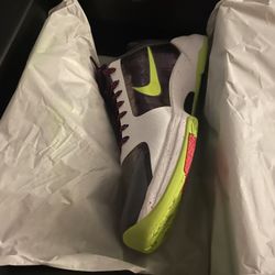 Kobe V Chaos Protro Size 10 New