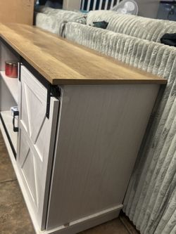 Farmhouse TV Stand / Entertainment Center – Sliding Barn Doors – $150 OBO
