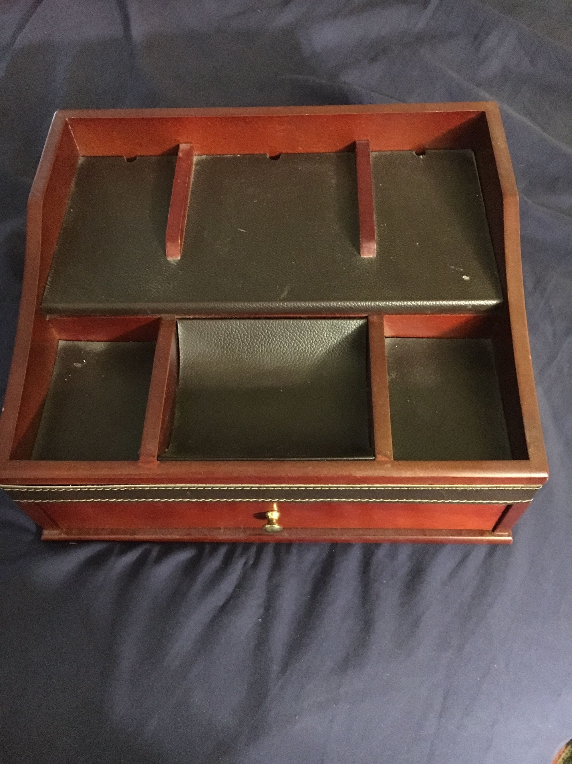 Dresser Organizer/charging Station