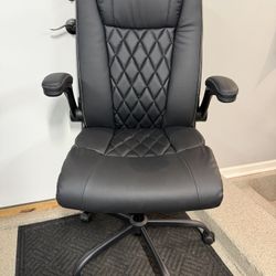 Brand New Black Vegan Leather Tall Back Executive Office Chair w/Flip Up Armrests 