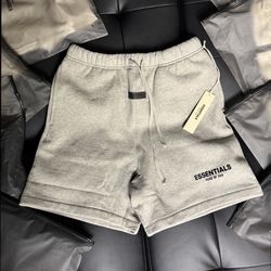 Fear of God Essentials Shorts