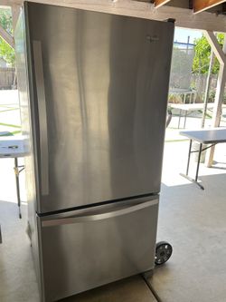 Bottom Freezer Fridge