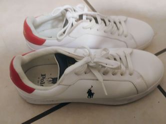 Polo Heritage Court II Leather sneaker size 9