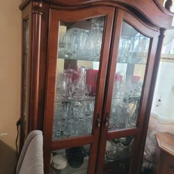 Chinero De Madera Y Vidrio