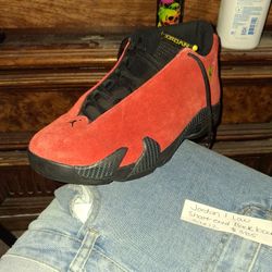 Red ferrari's Retro 14s 
