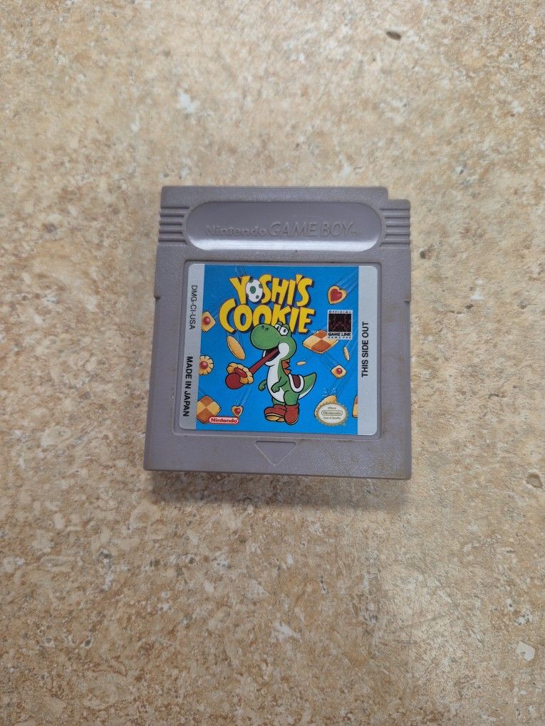 Nintendo Gameboy Yoshi's Cookie