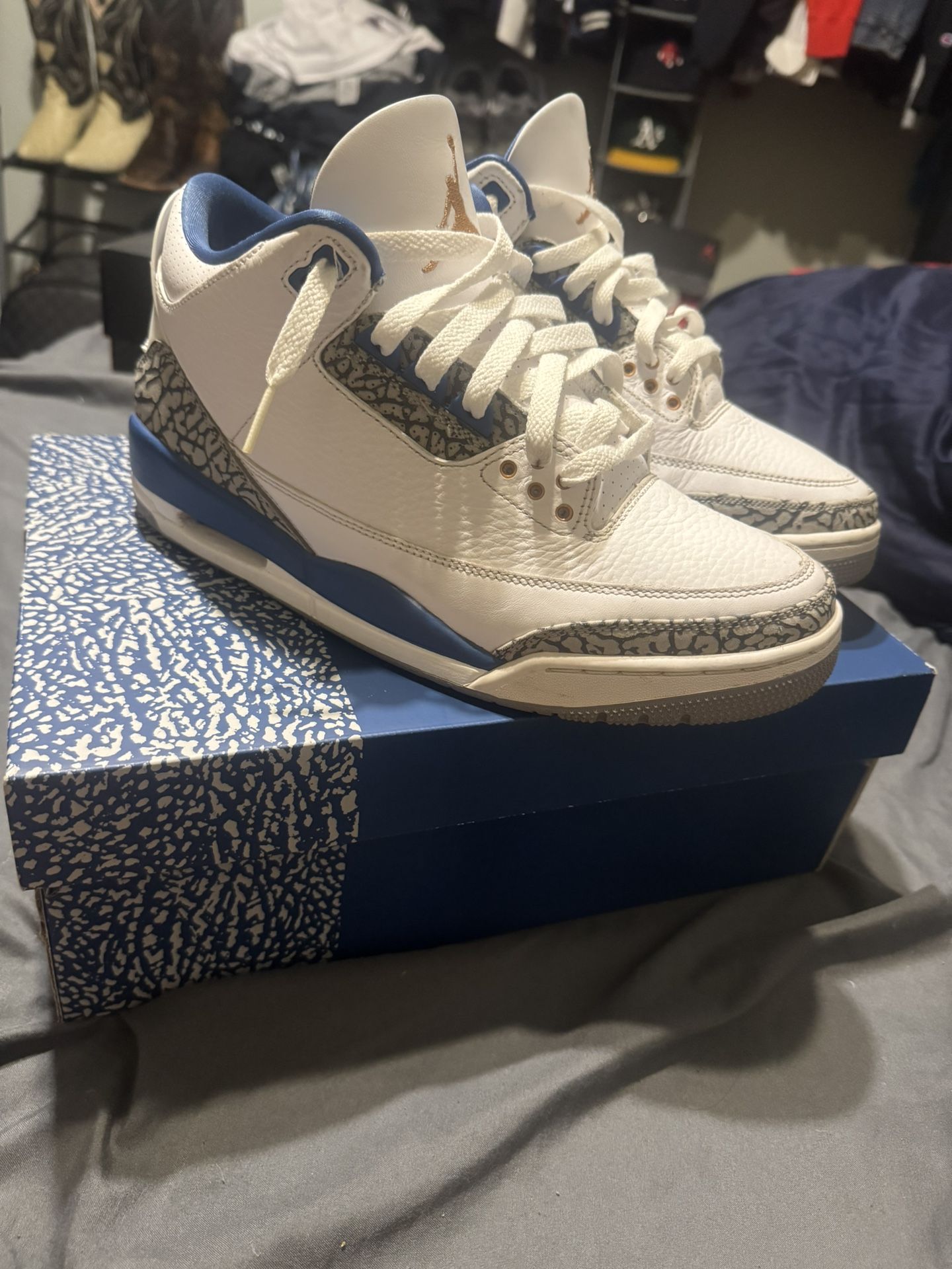 Jordan 3 Wizards Size 9.5