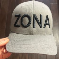 ZONA Hat S/M Fitted