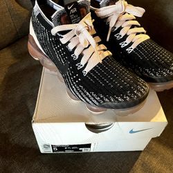 W Air Vapormax Flyknit 3 Black/white-metallic Gold 