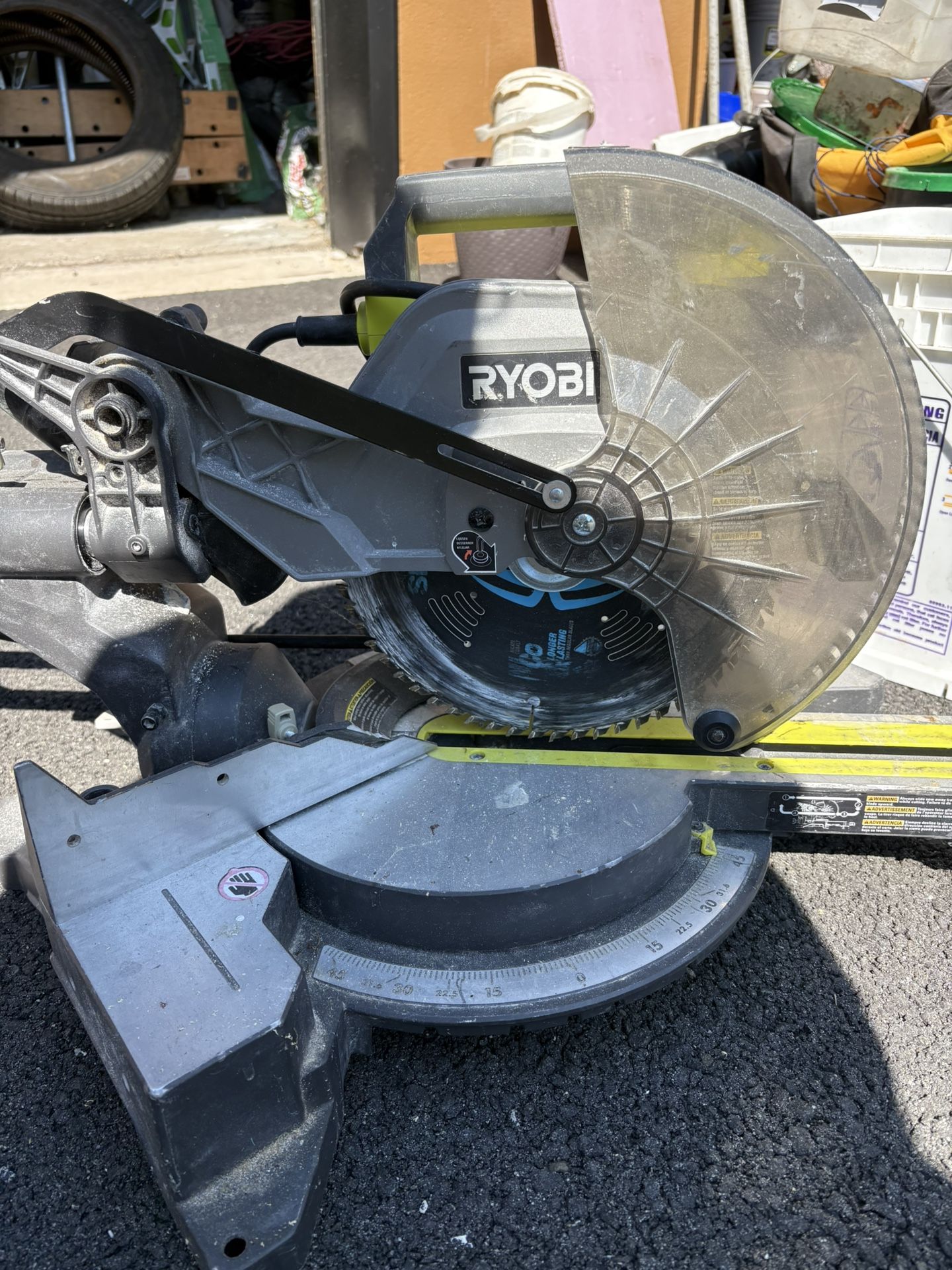 Compound Miter Saw 