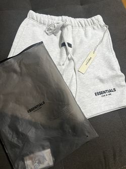 Essential Shorts Size S