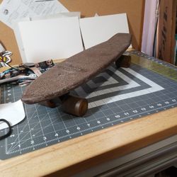 Free Former Vintage Skateboard 