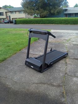 Schwinn 835P folding treadmill for Sale in Lakewood WA OfferUp