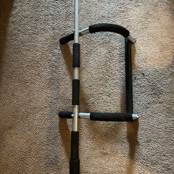 Pull Up Bar 