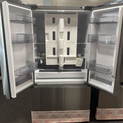 NEW Samsung 32 cu. ft. Mega Capacity 3-Door French Door Refrigerator with Dual Auto Ice Maker in Stainless Steel