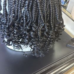 Nonnie’s Knotless Braided Wig