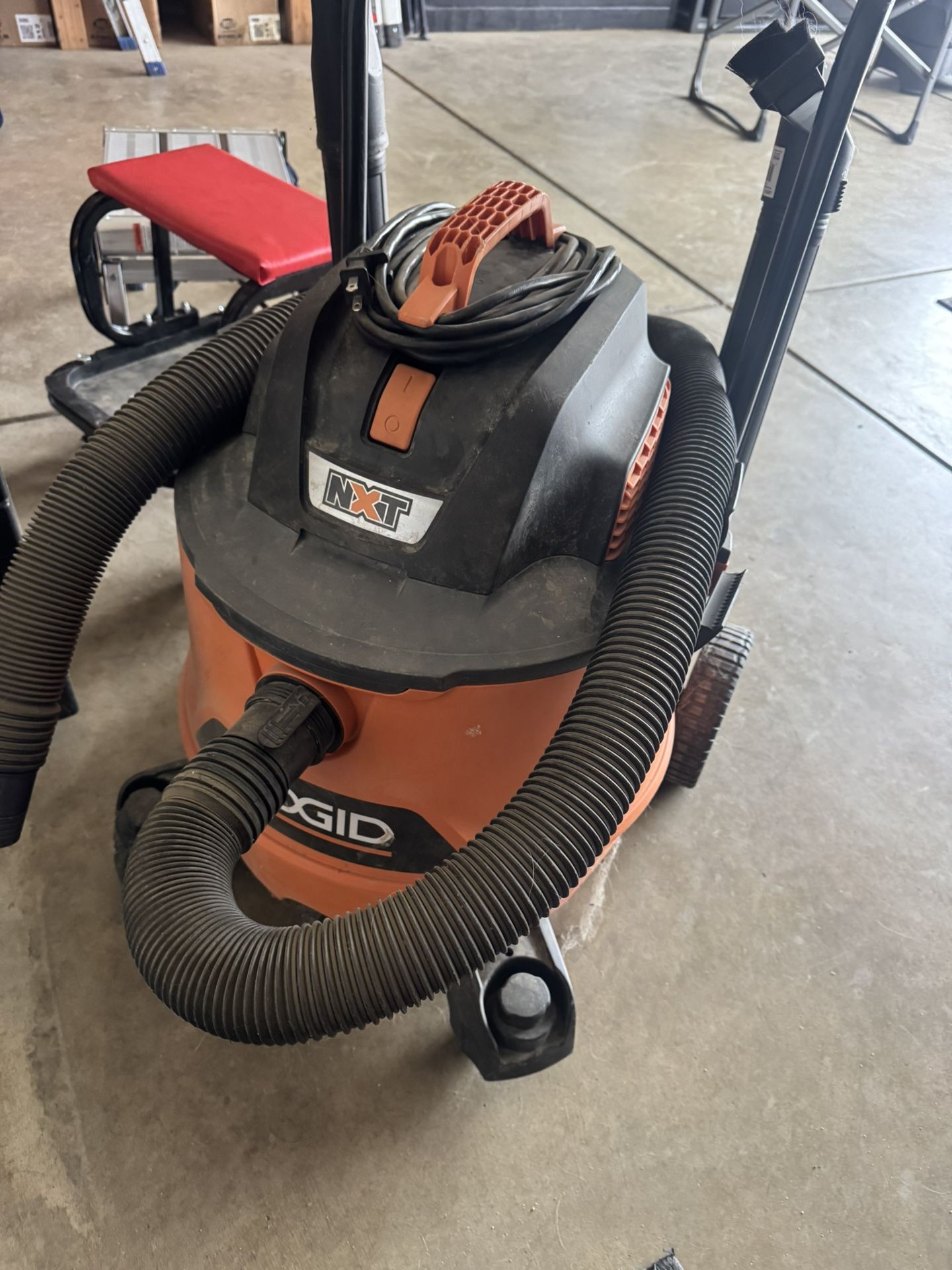 16 Gallon Shop Vacuum