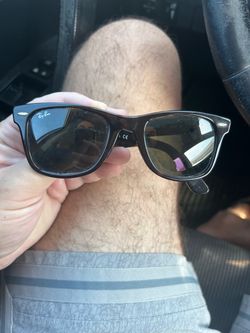 Ray Ban Original Wayfarer Classic Sunglasses