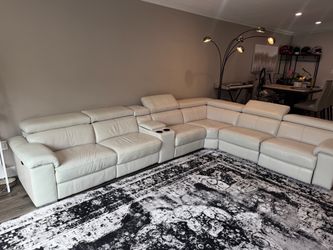 El Dorado White Leather Power Reclining Sectional + Rug & Lamp