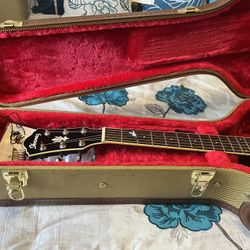 Guitar 