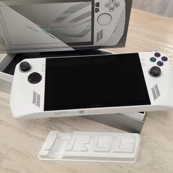 Asus Rog Gaming Handheld AMD RYZEN Z1 Extreme Brand New - $1 DOWN TODAY, NO CREDIT NEEDED - WARRANTY INCLUDED