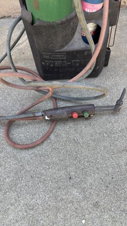 Welding torch,with tanks