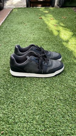 Mens Casual Lees Shoes Size 11.5 $39 OBO