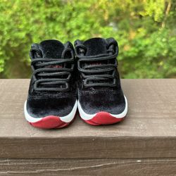 Air Jordan 11 Retro ‘Bred Velvet