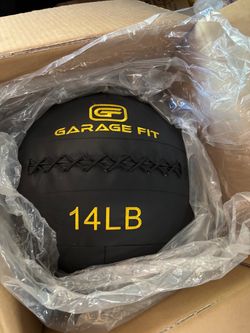 Garage Fit wall ball 14 lb