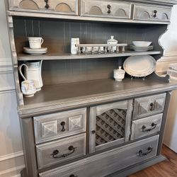 Custom Buffet 