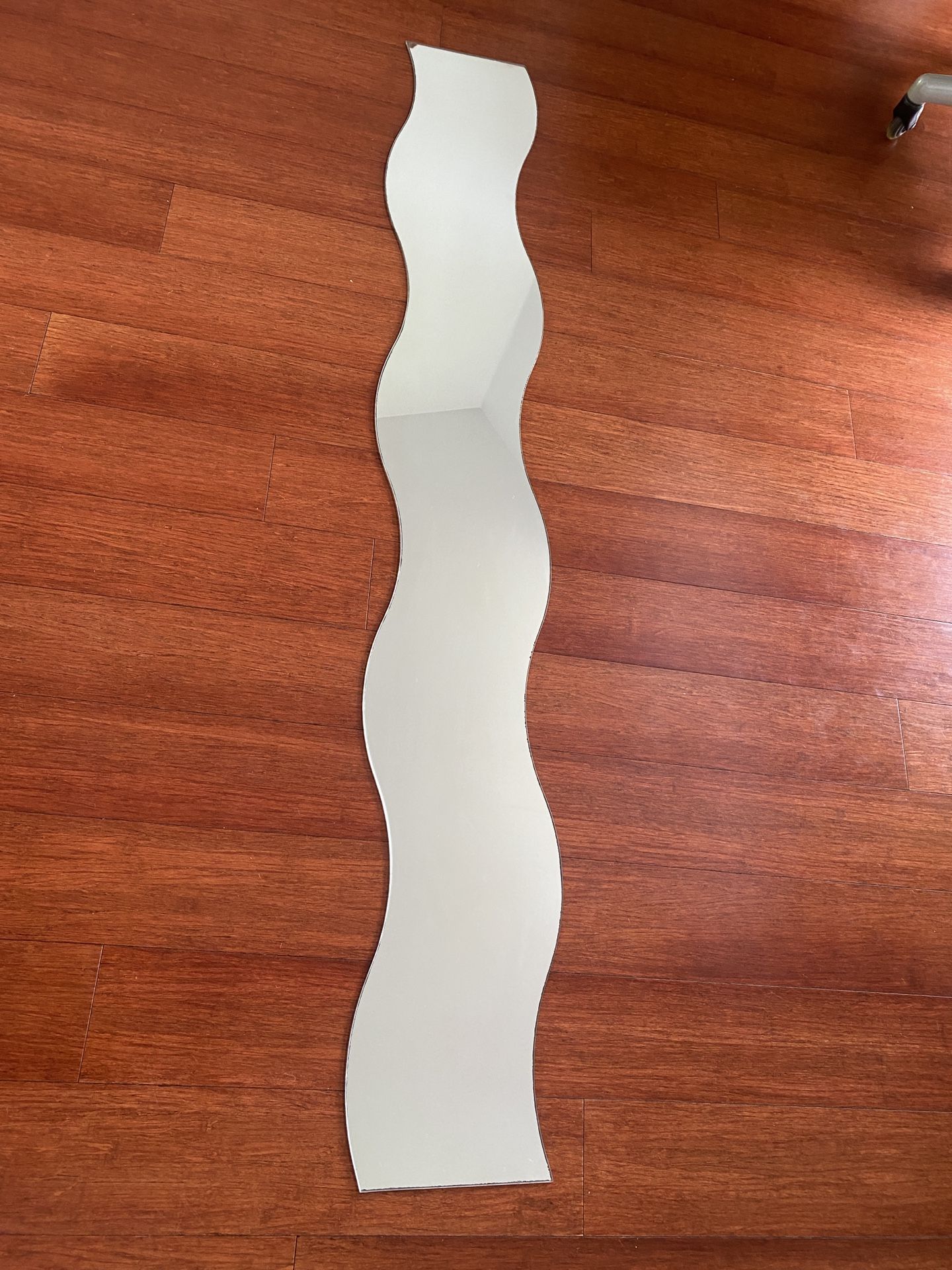 Ikea Vintage KRABB Mirror - Wavy Retro Full Size