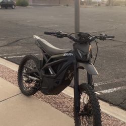 72v Throne Srpnt 