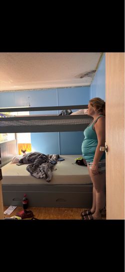 Gray wood Bunk Bed with Trundle