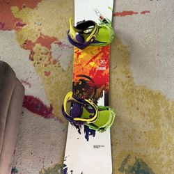 Never Summer Proto CTX 152 Wide Snowboard + Flux DS30 Bindings