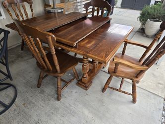 Vintage Oak Table & 4 Chairs