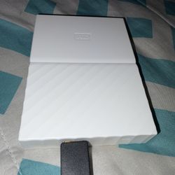 Western Digital 2tb External Hard Drive