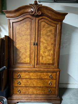Schnadig Dorchester Cherry Wood 3-Drawer Armoire