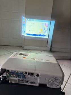 Epson PowerLite 93 projector