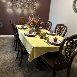 Moving SALE!!! Dining Table