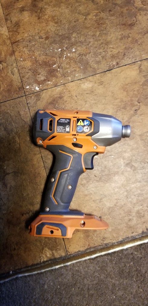RIDGID 18V 1/4 IN. IMPACT DRIVER