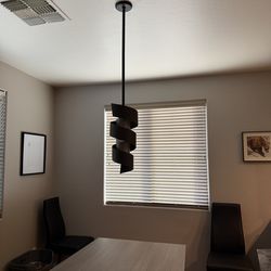 Hanging light fixture
