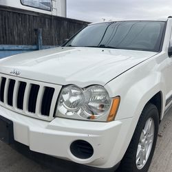 2005 Jeep Grand Cherokee Laredo
